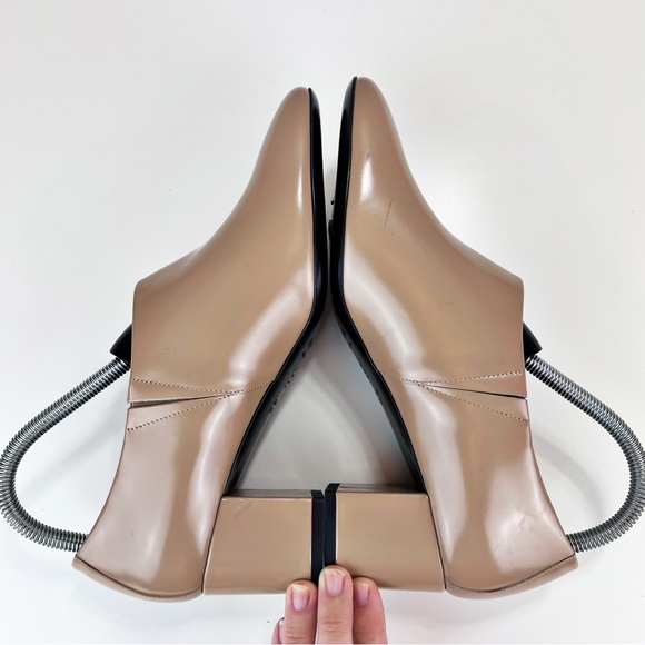 Via Spiga Josie Heels Size 8.5M Tan Sleek Leather Slip-on Neutral Classic - Picture 6 of 10